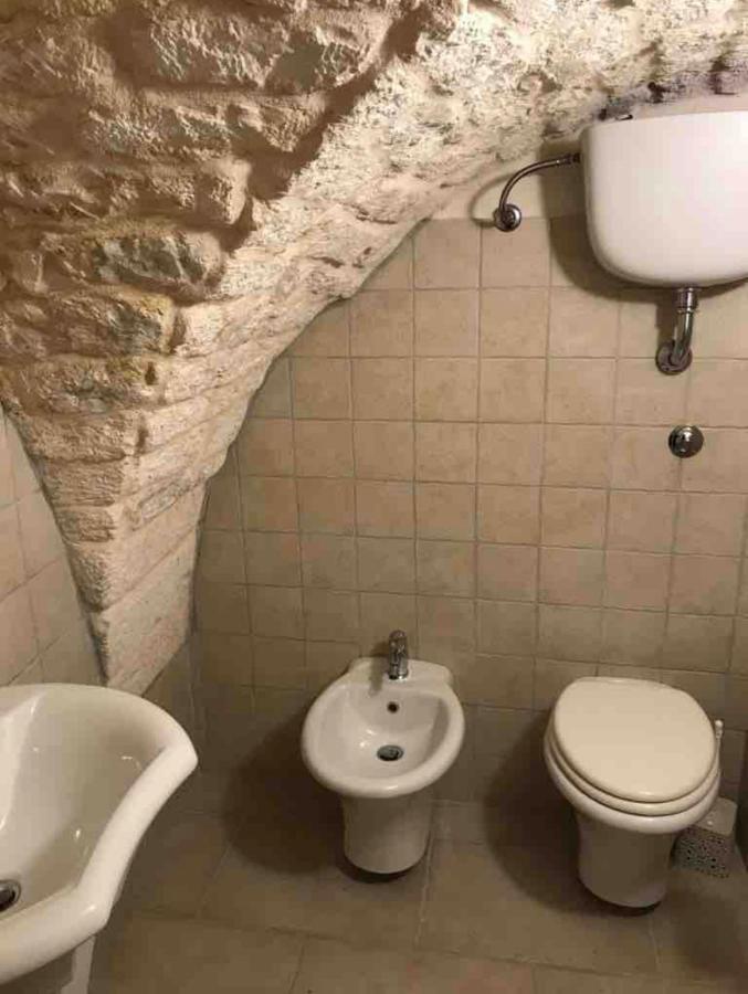Casetta “Arte Su Pietra” Ostuni Bagian luar foto